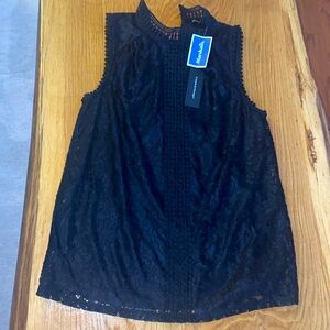 Cable & Gauge Black Lace Sleeveless Top Size Small NWT